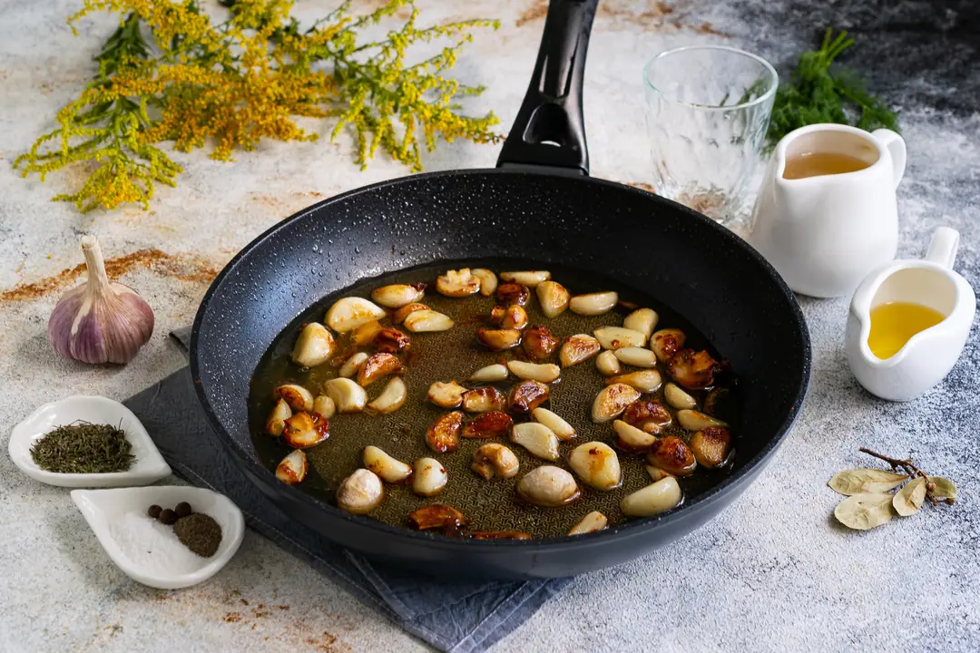 Курка з 40 зубчиками часнику - Крок 3