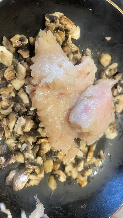 Запечена картопля з куркою та грибами - Крок 3
