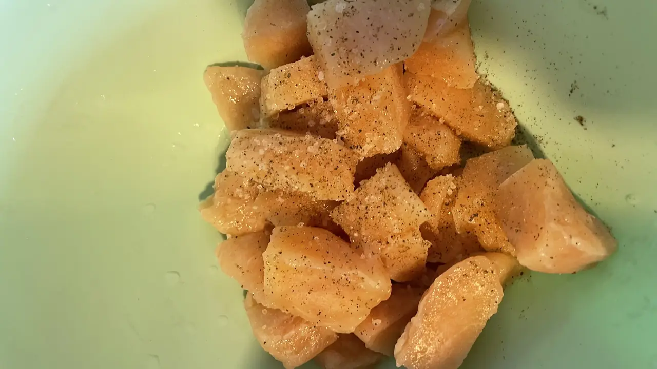 Човники з кабачків з куркою та грибами - Крок 2