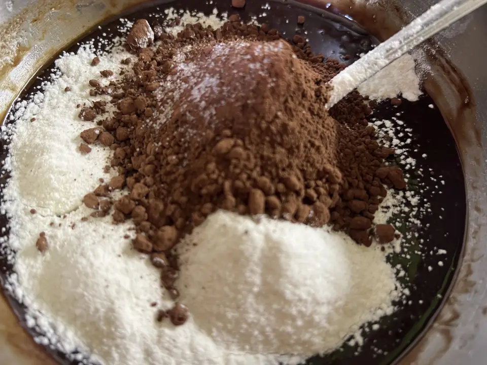 Брауні з вишнями - Крок 2