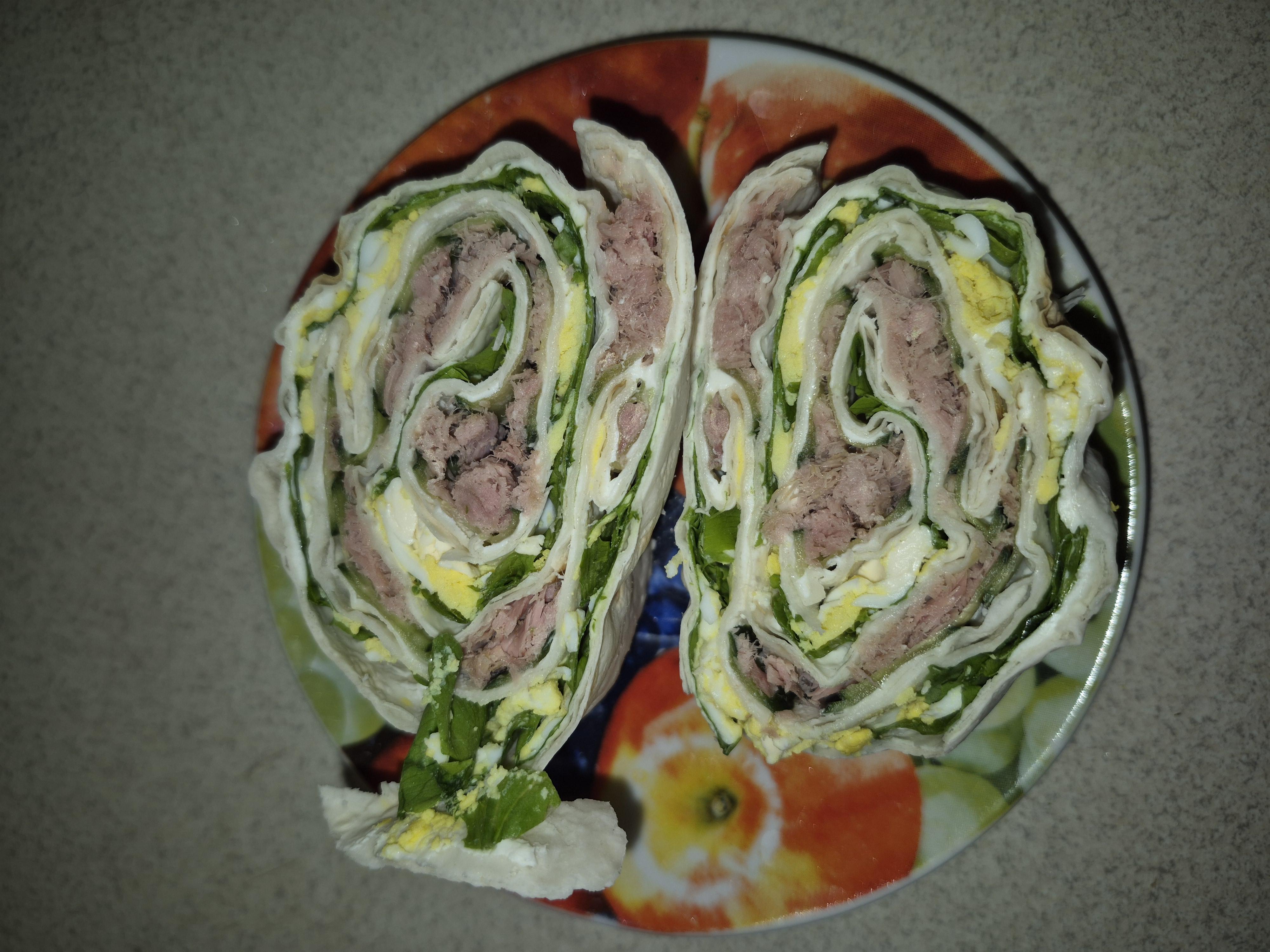 Лаваш - рулет  з тунця та крем - сиру