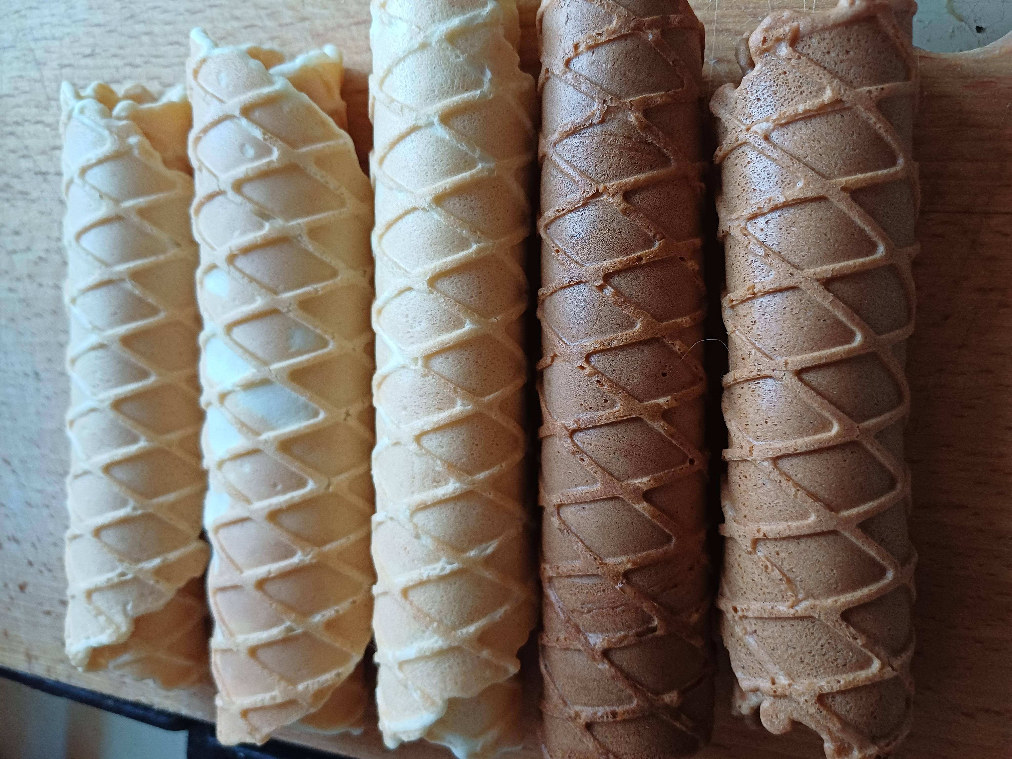 Хрусткі солодкі вафлі