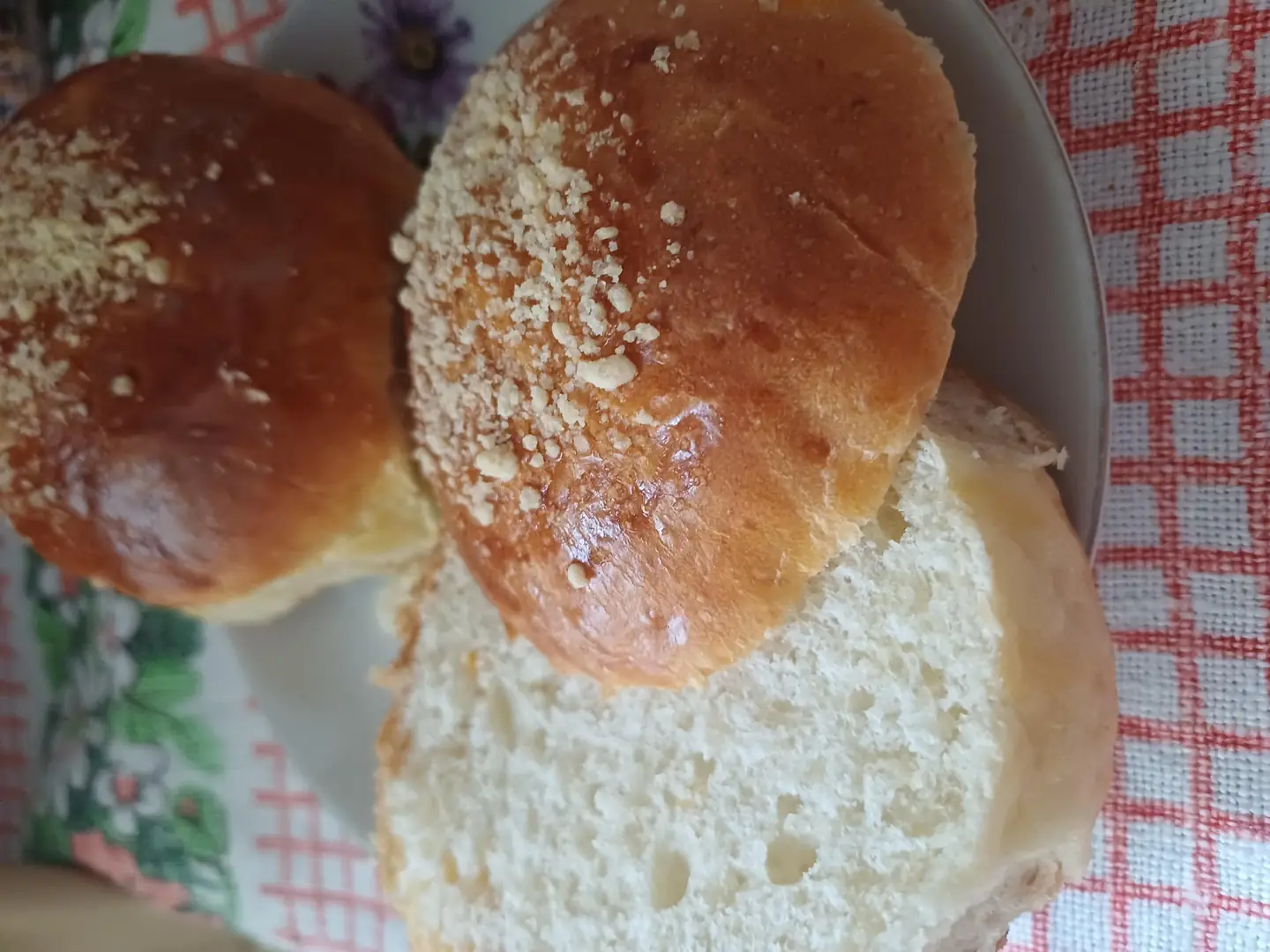Пухкі булочки