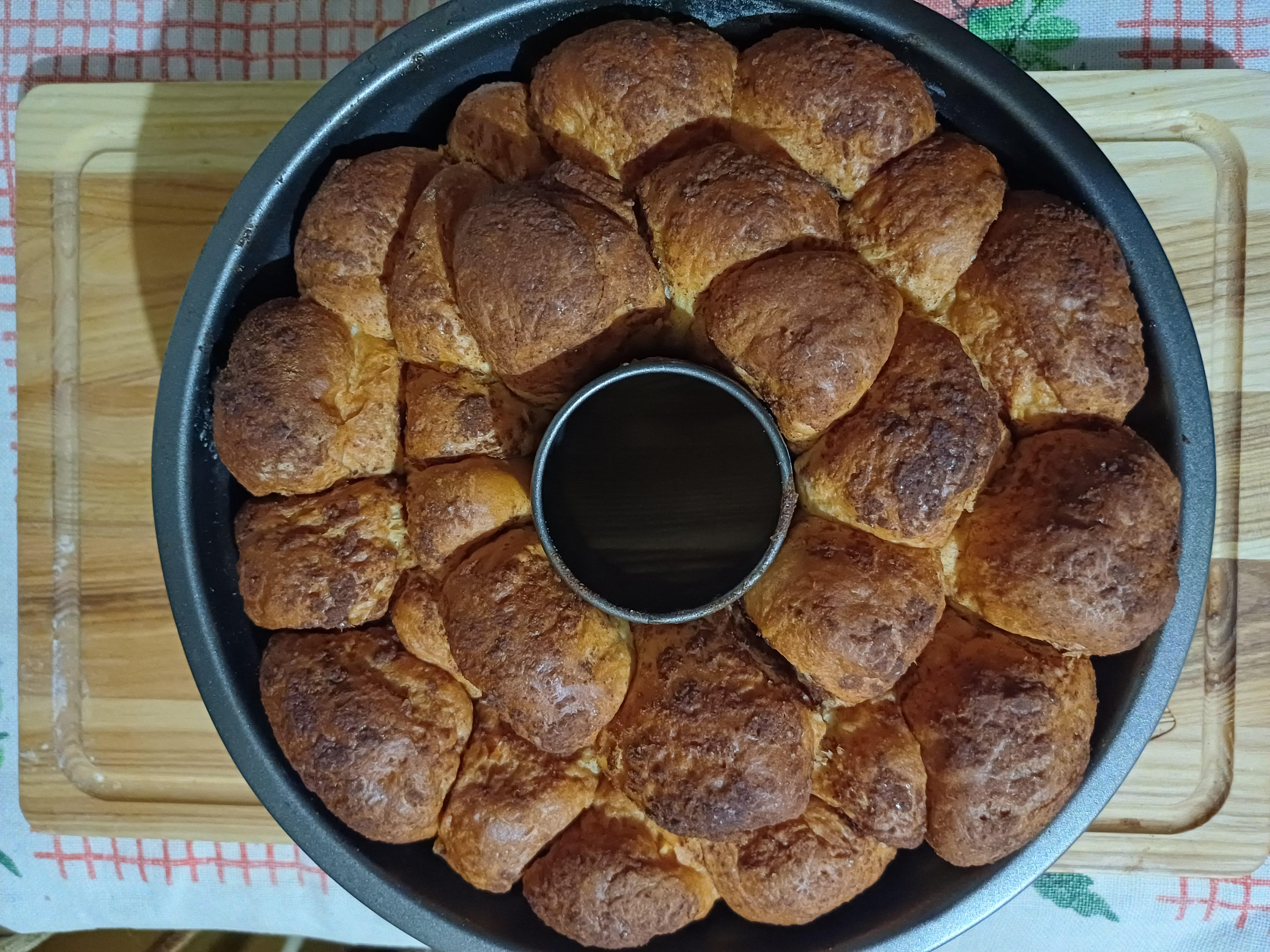 Порційний дріжджовий пиріг