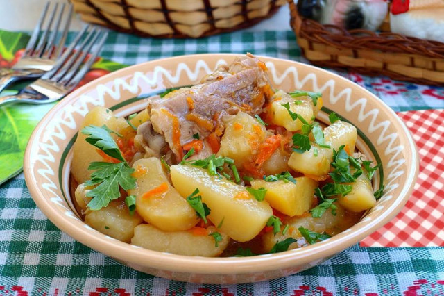 печеня з курки в мультиварці