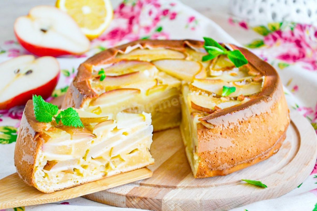пиріг з грушами в духовці