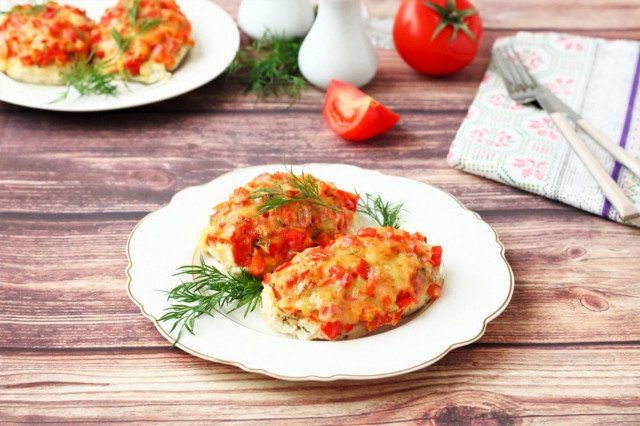 куряче філе з овочами запечене в духовці