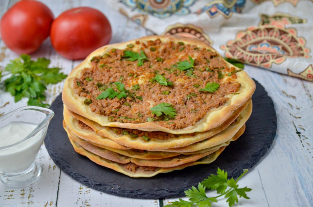 Лахмаджун по турецьки