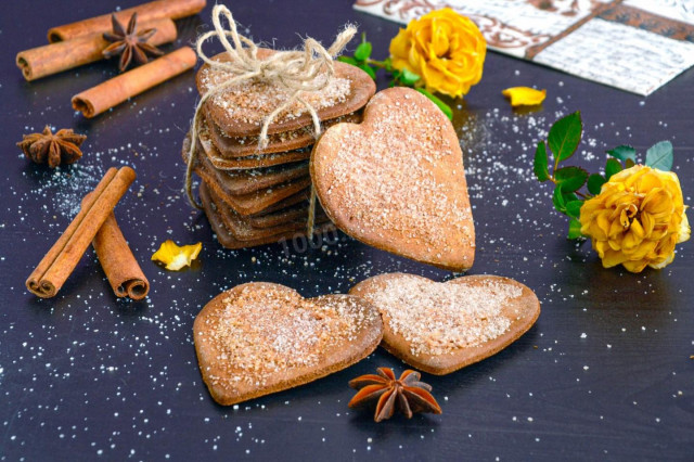 Печиво з житнього борошна з корицею