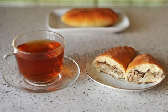 пиріжки з рибними консервами і рисом