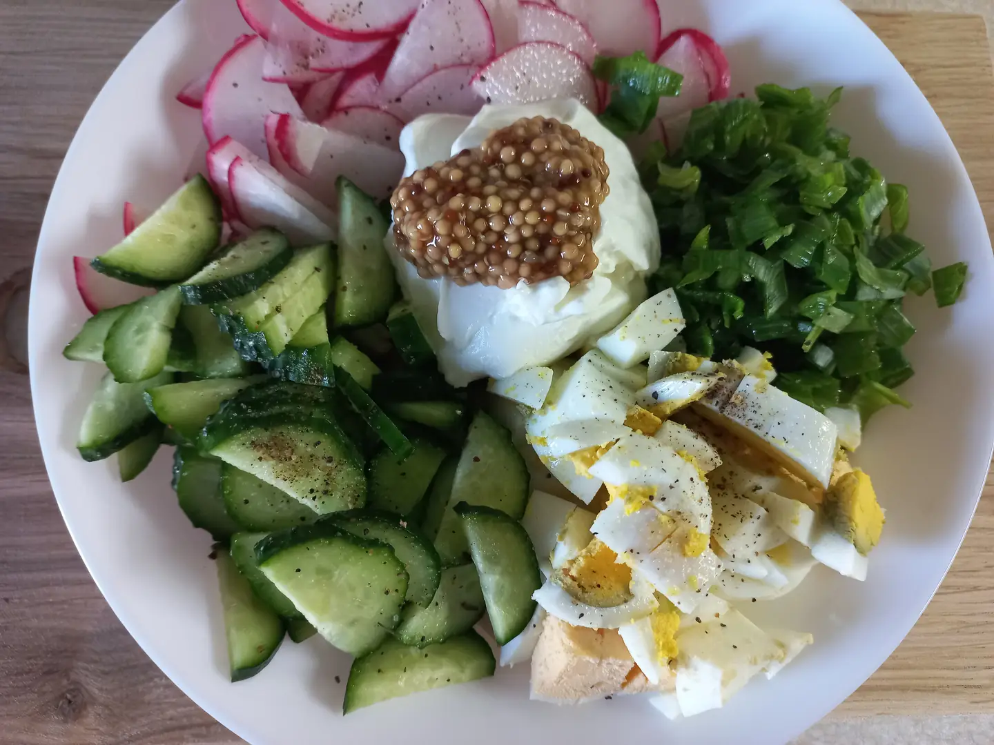 Весняний салат