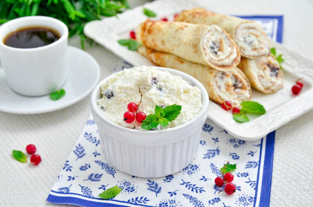 сирна начинка для млинців