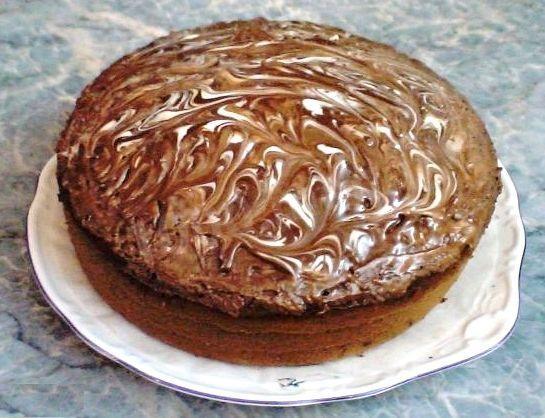 Медовик зі згущеним молоком в мультиварці