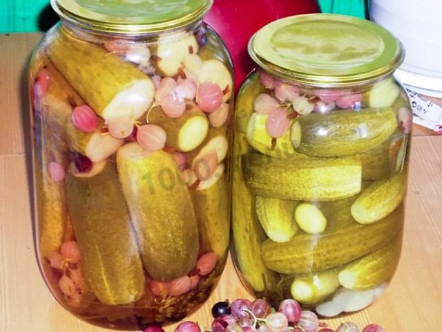 мариновані огірки з агрусом хрусткі на зиму