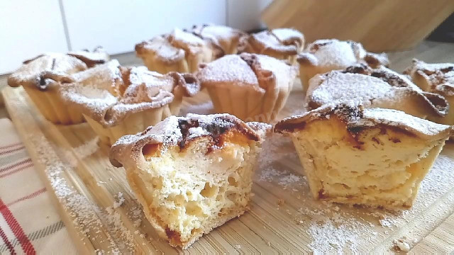 італійські тістечка соффіоні, лимонний крем з рікоттою
