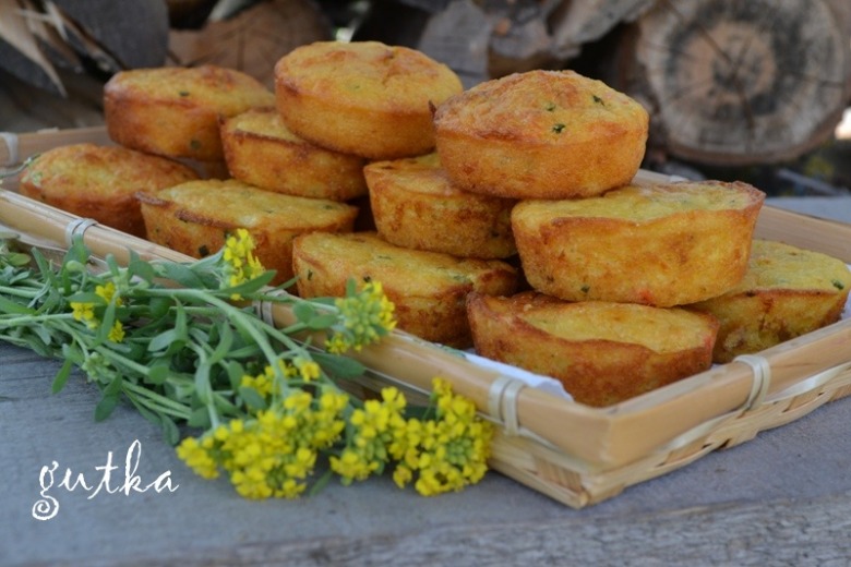 кукурудзяні міні-кекси закусочні