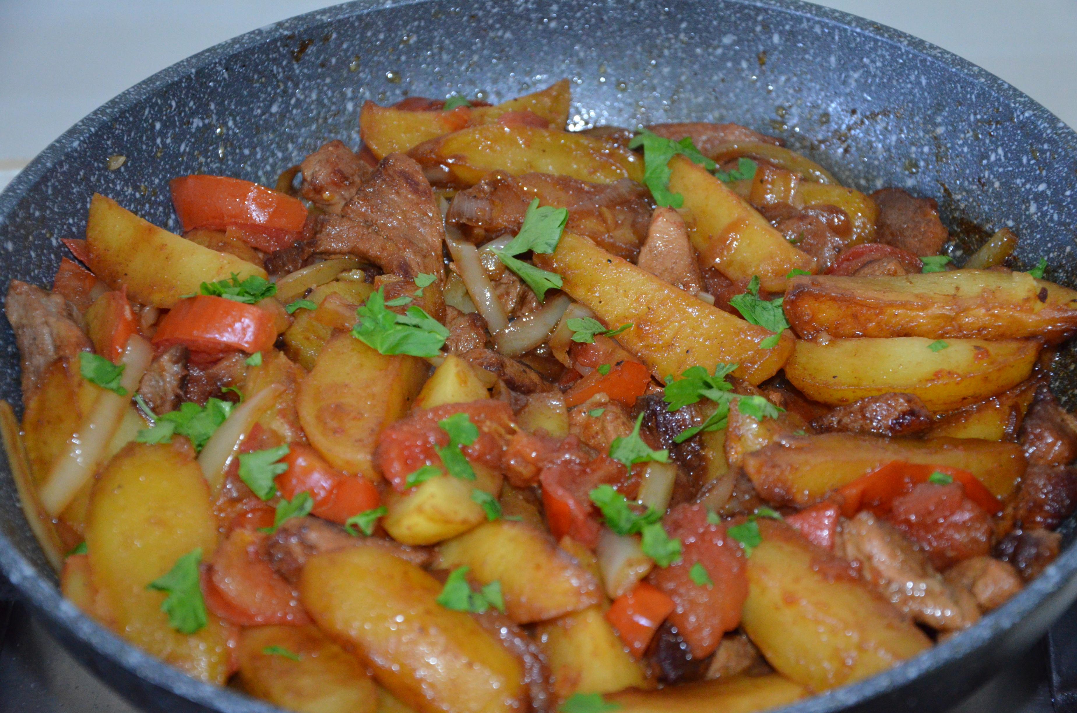 Оджахурі зі свининою