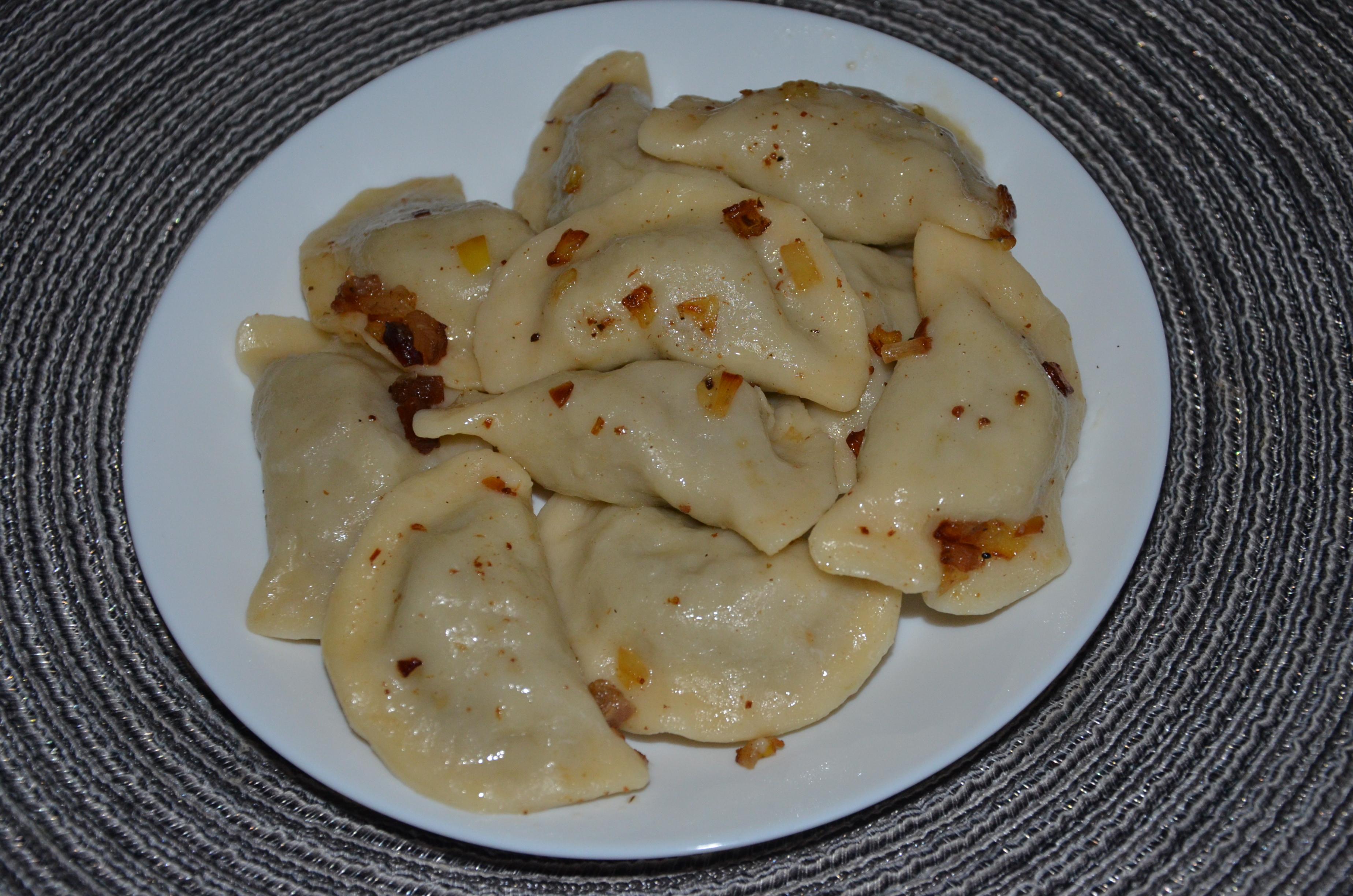 Вареники з курячою печінкою