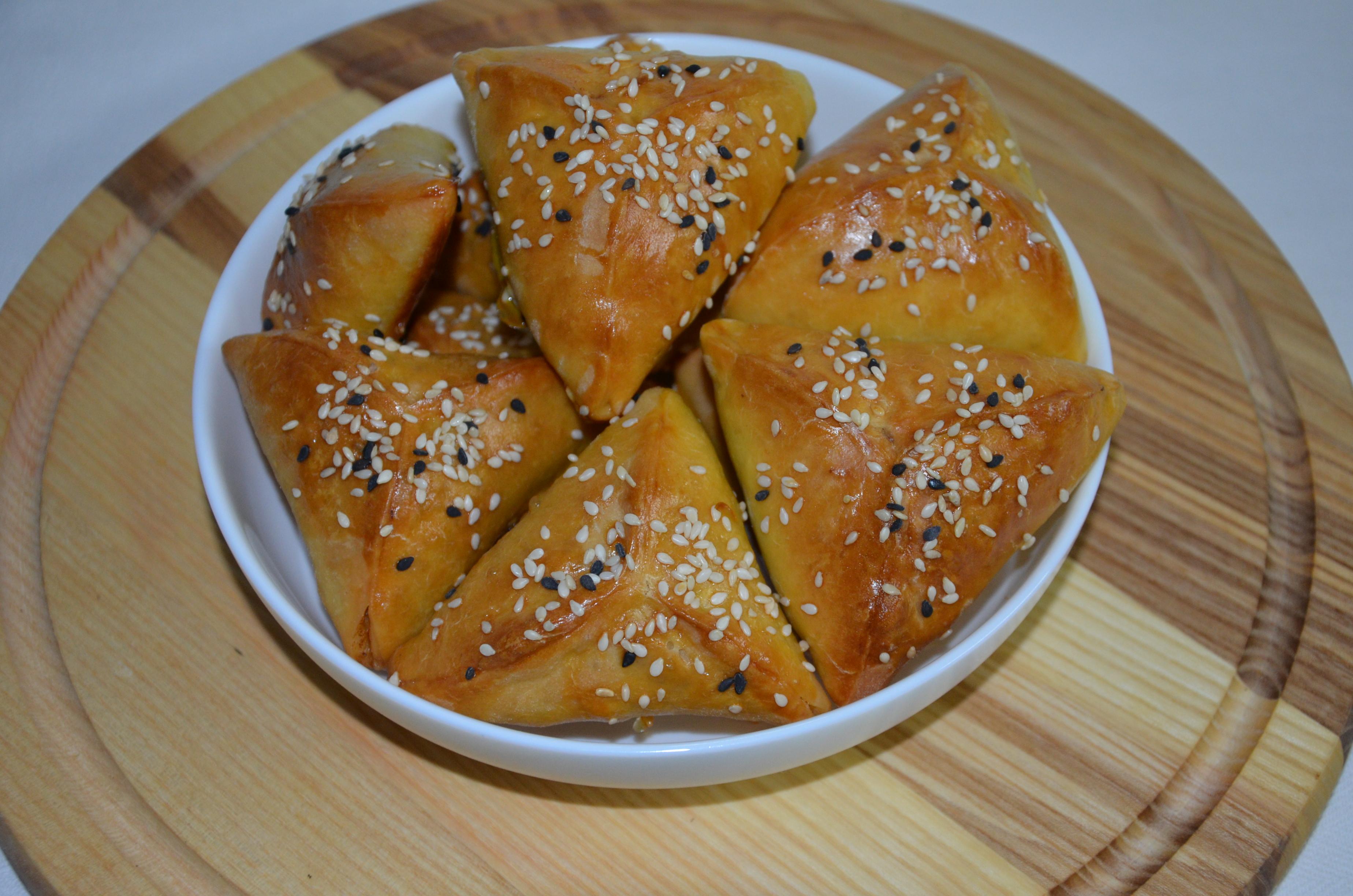 Пиріжки з м'ясом