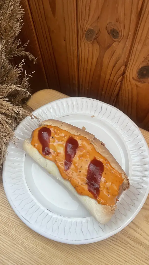 Хот дог з сиром