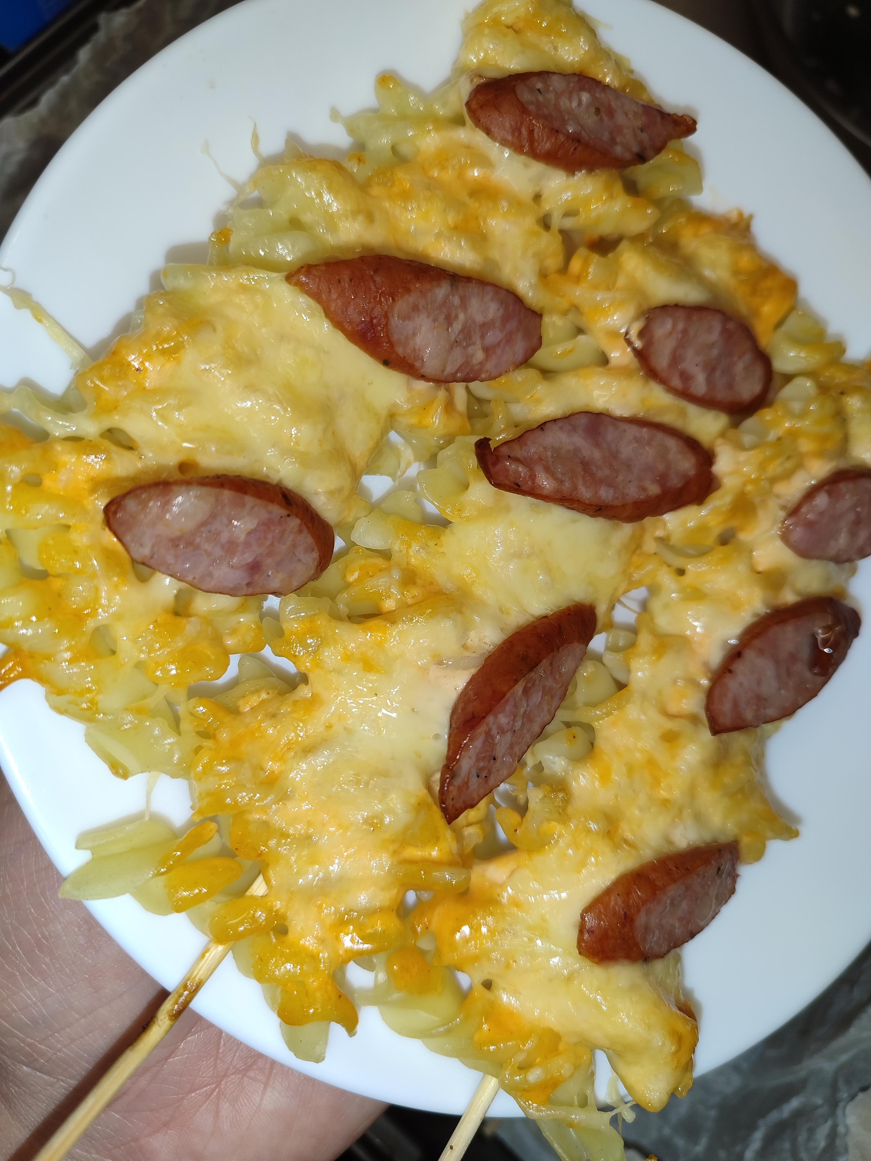 Піца із макарон