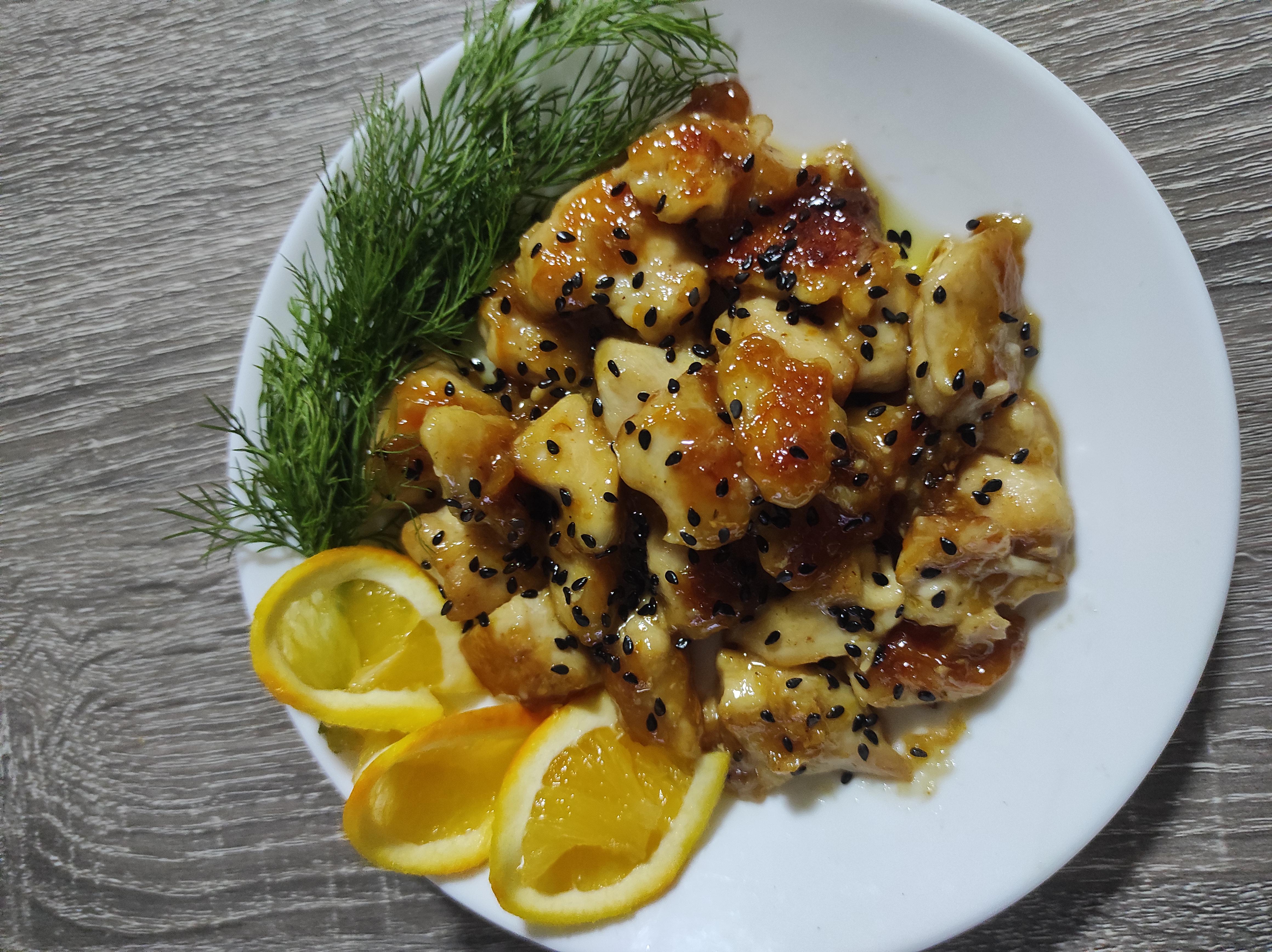 Куряче філе у апельсиновому соусі