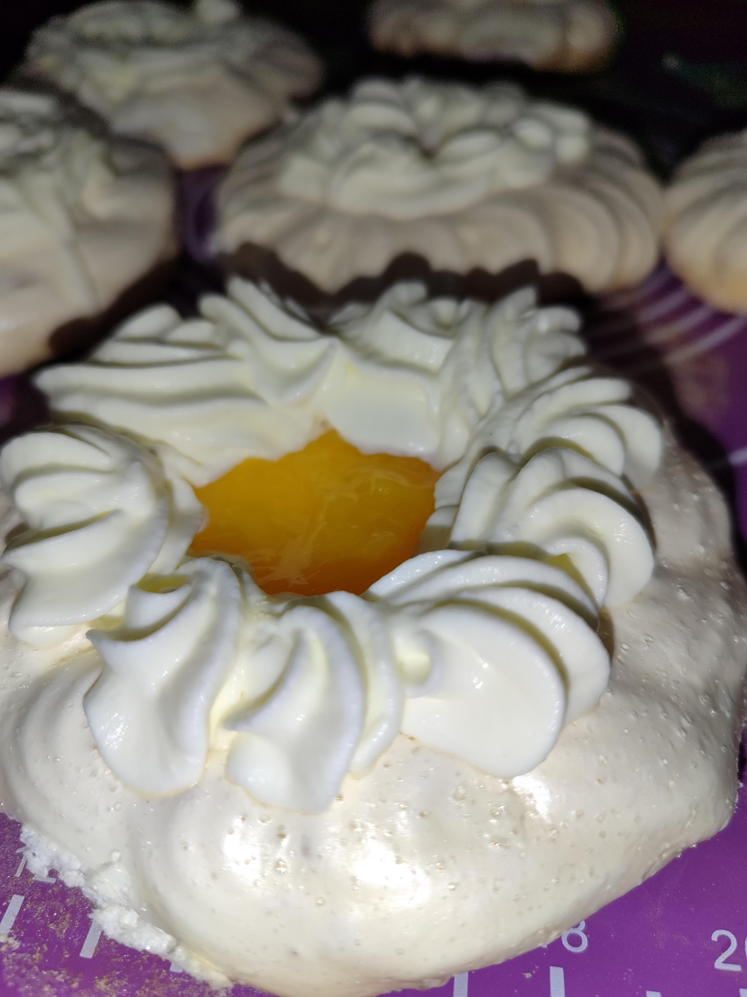 Десерт Павлова з мандаринами