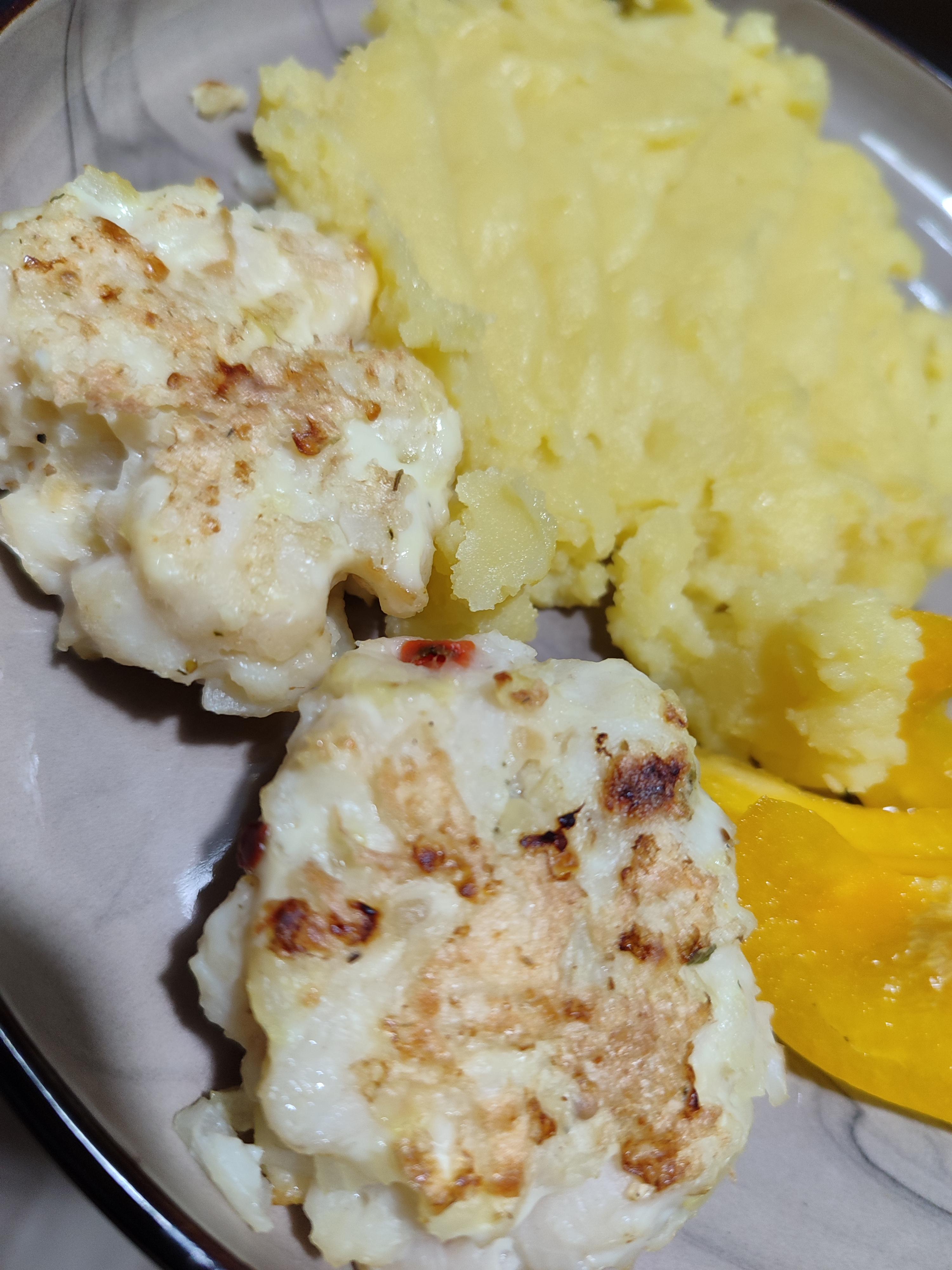 Рублені котлети з хека