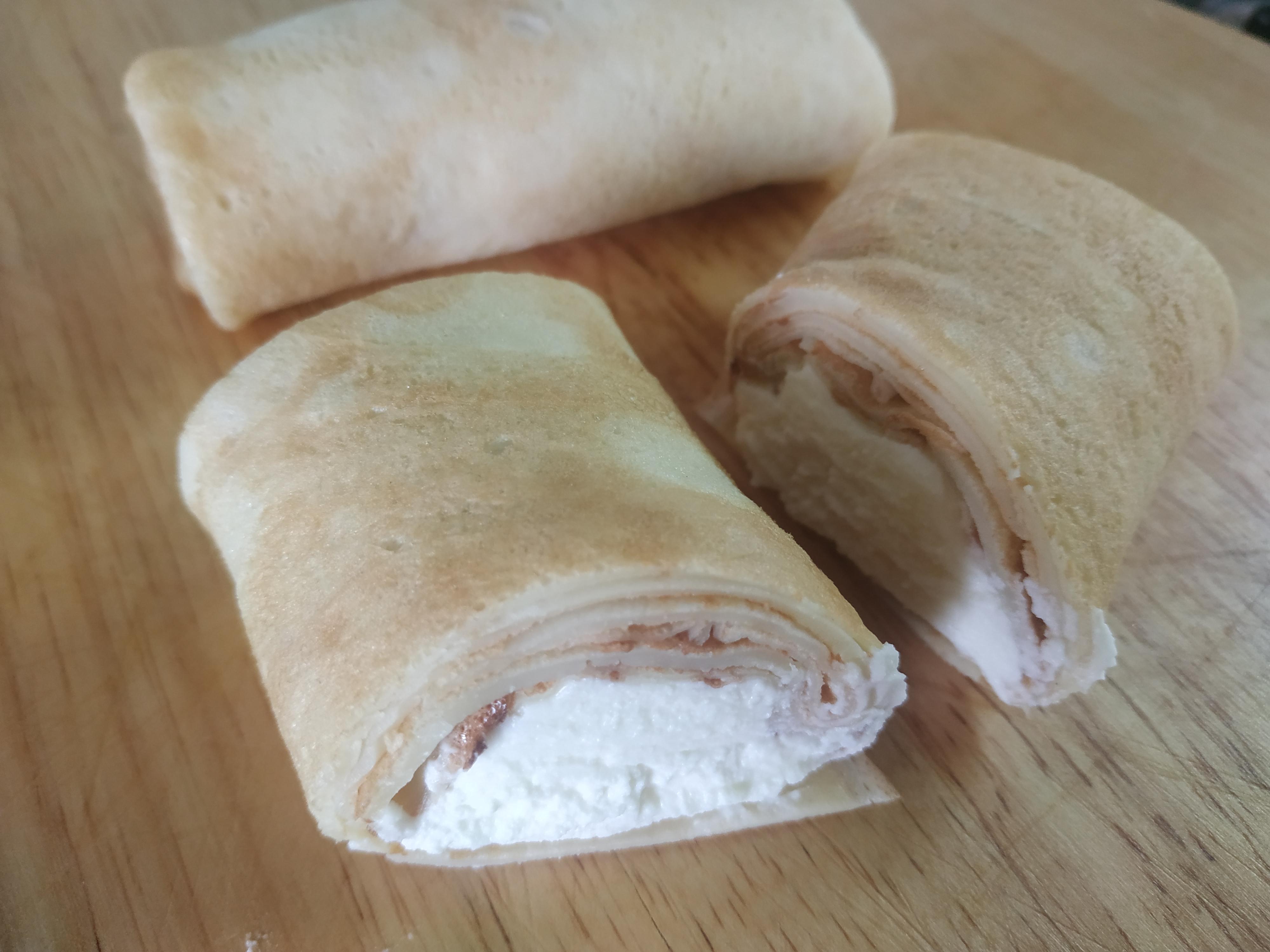 Млинці з начинкою з маскарпоне