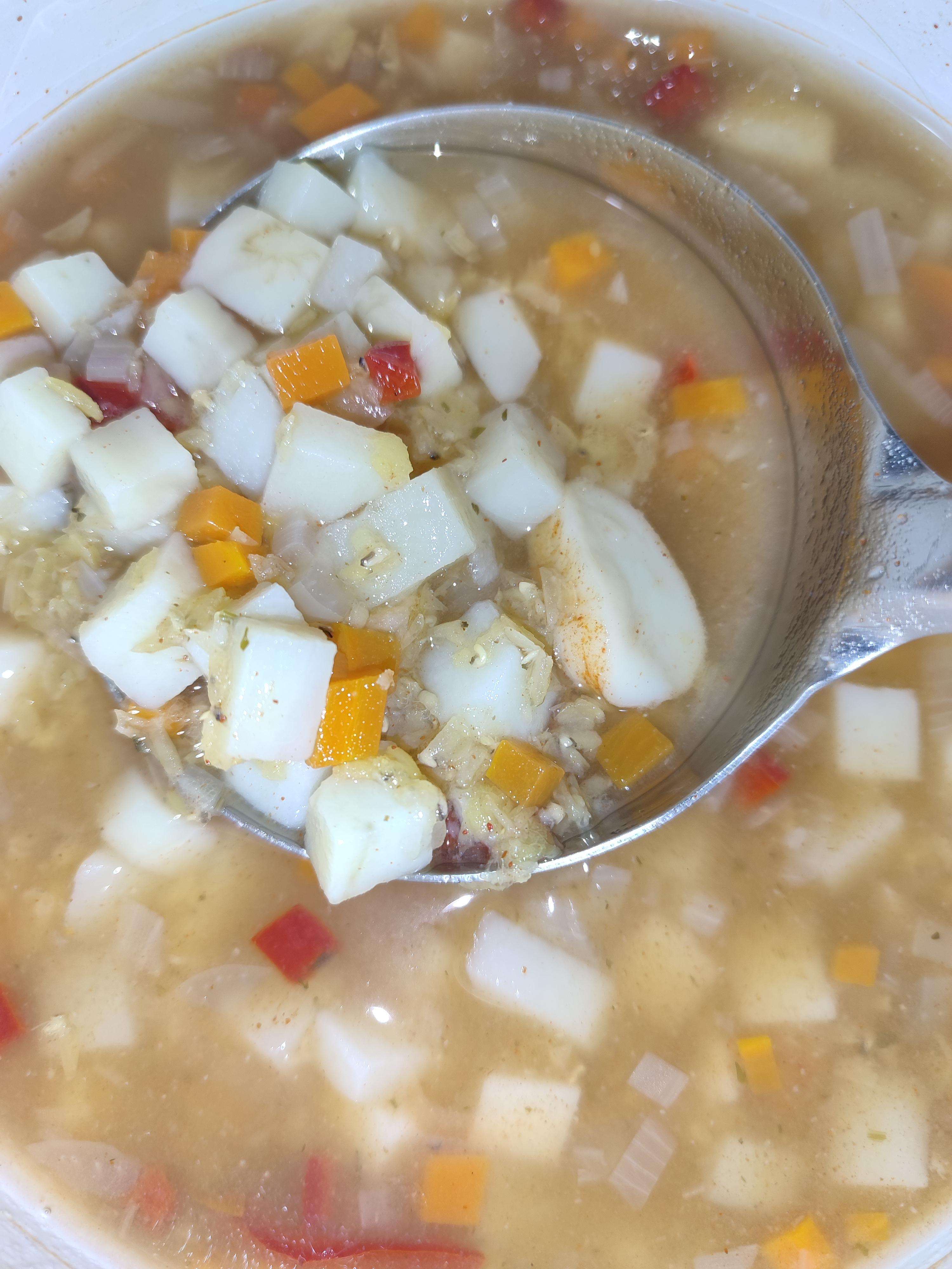 Суп з сочевицею та галушками