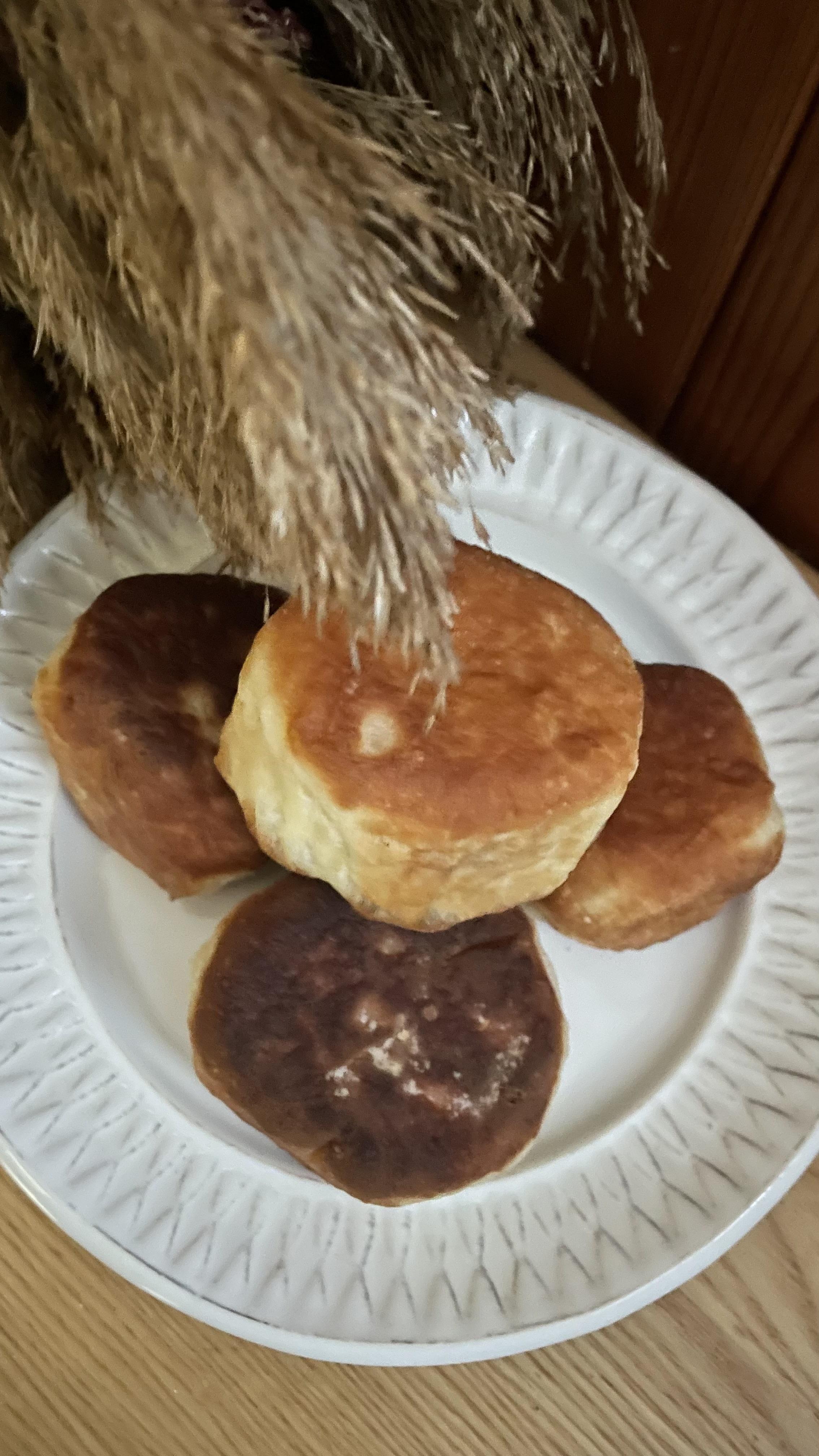 Смажені пончики з повидлом