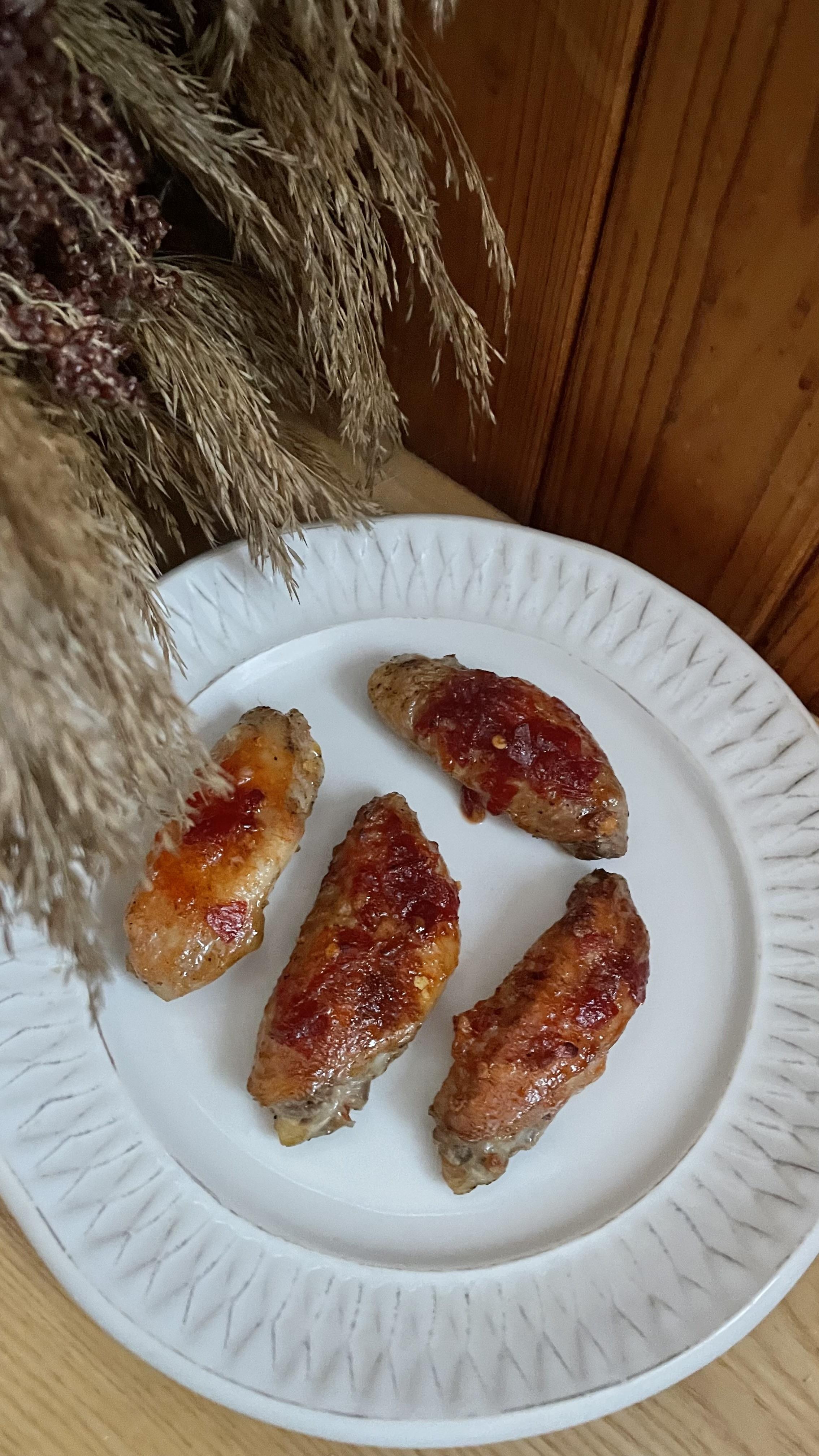 Гострі курячі крильця в духовці