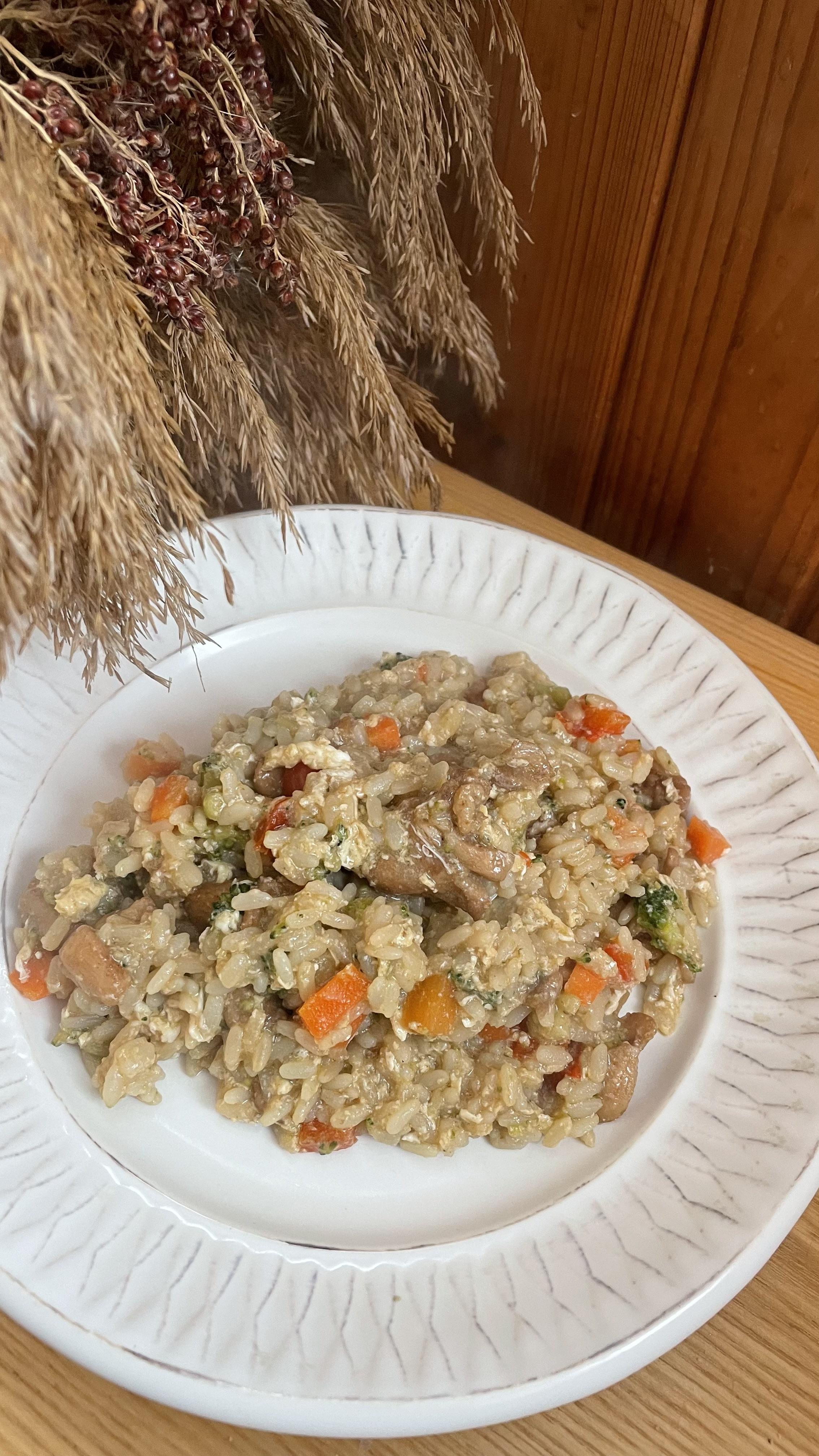 Смажений рис з куркою в  китайському стилі