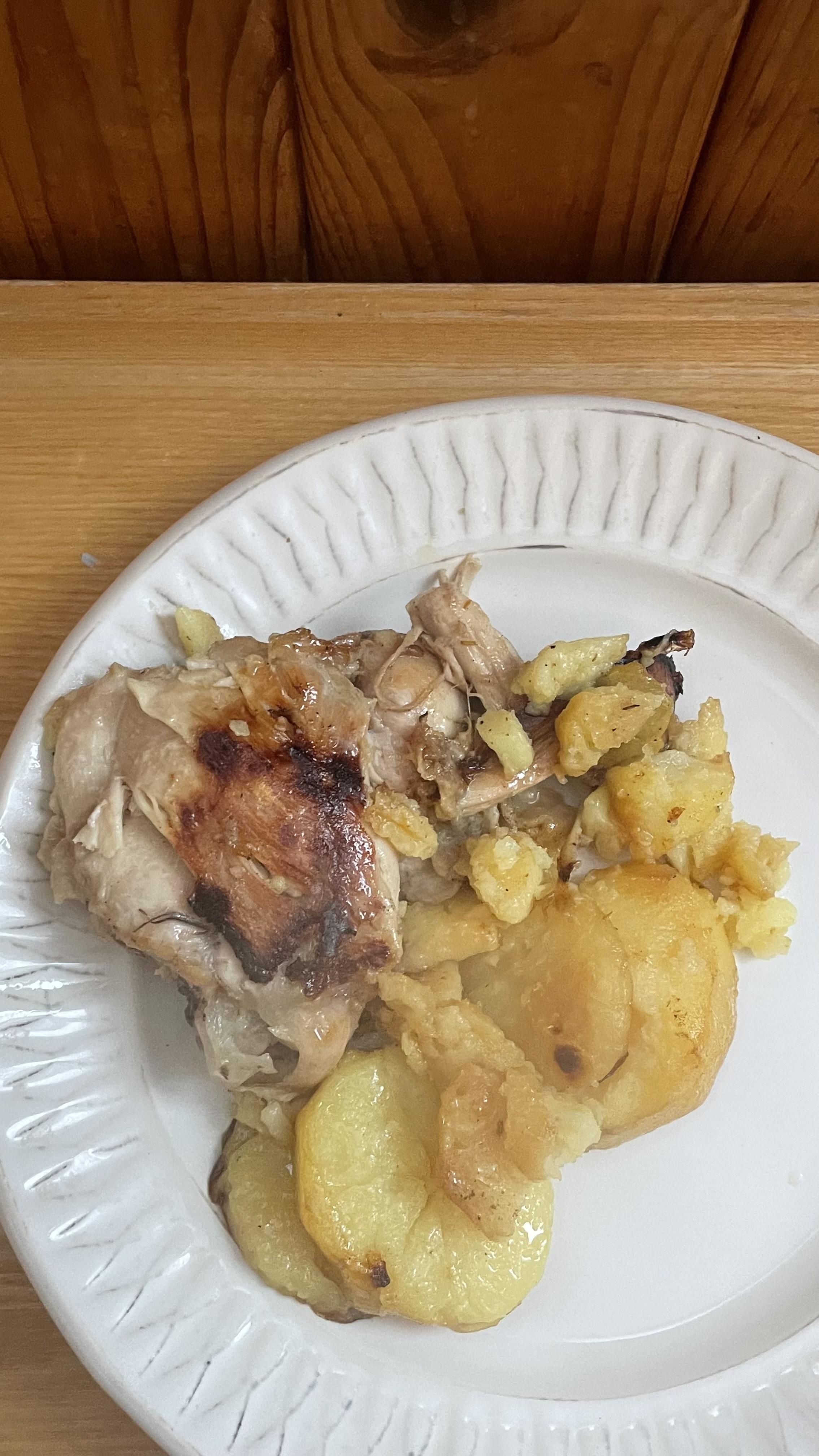 Смажена курка з картоплею