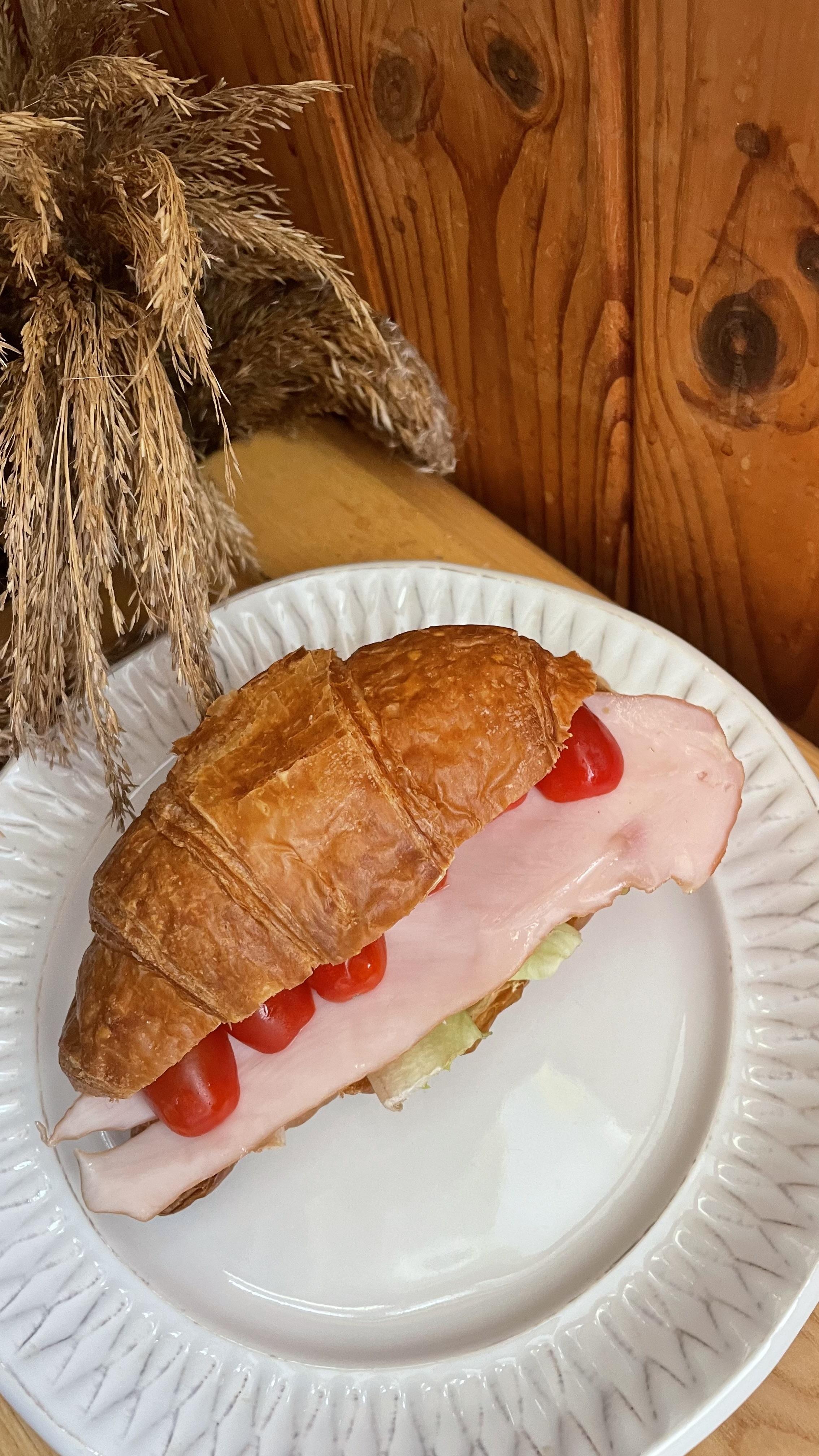 Круасан з куркою