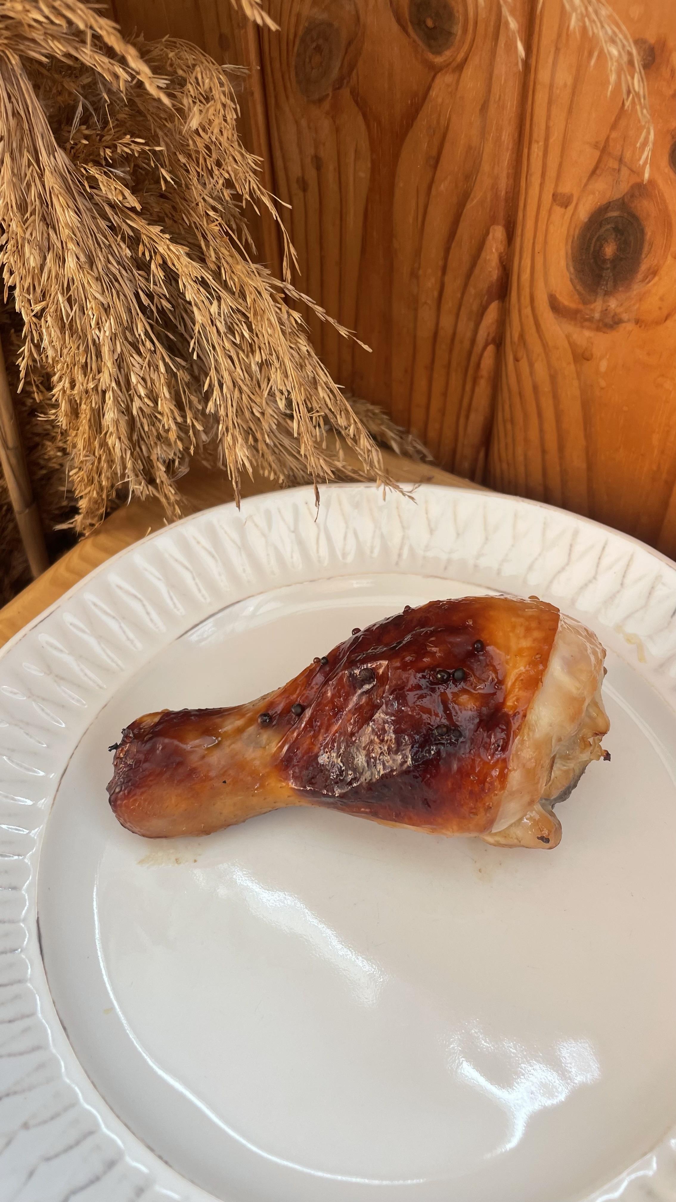 Курячі гомілки в медово-соєвому маринаді