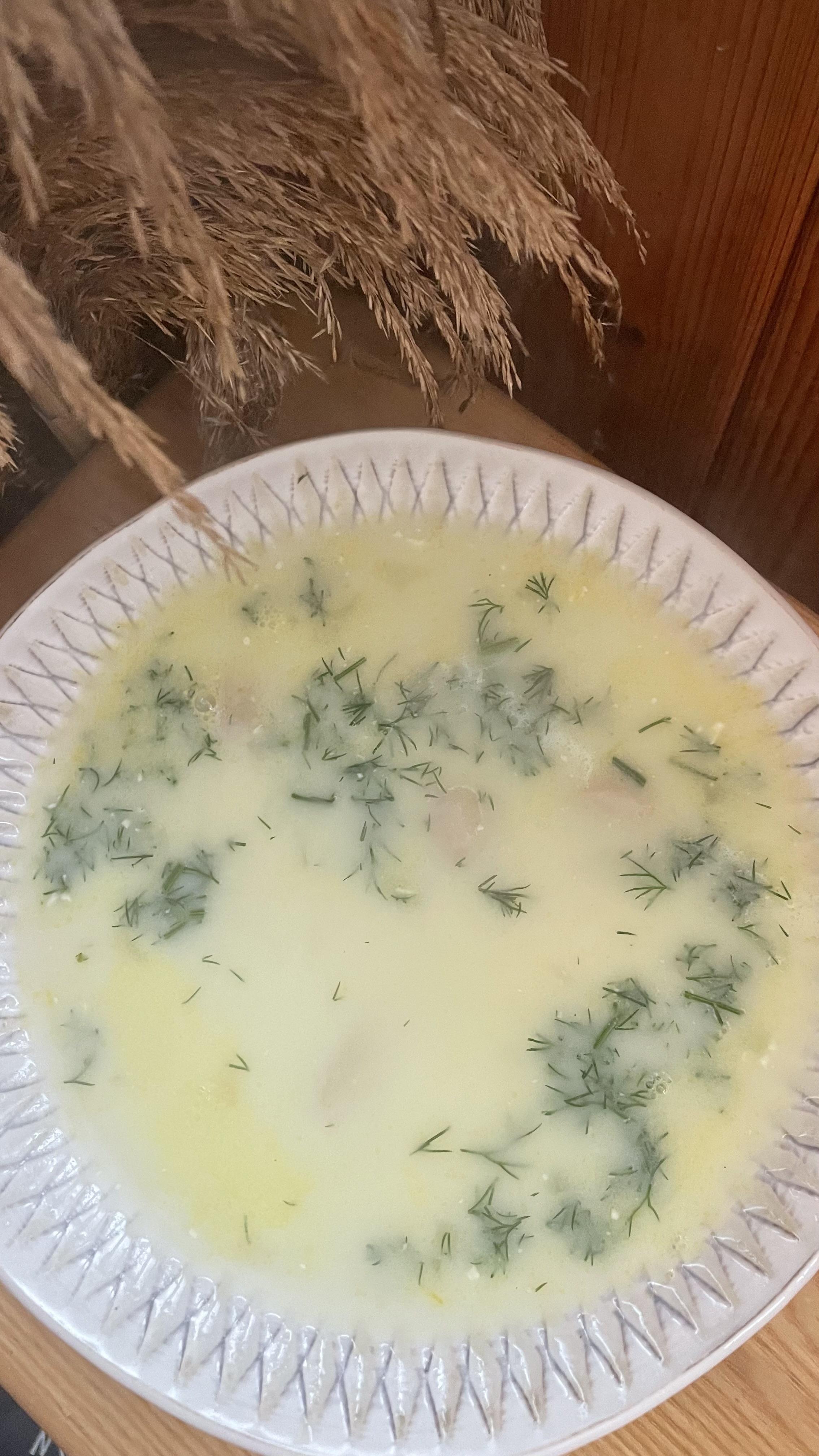 Сирний суп з пельменями