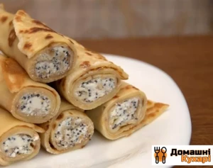 Млинці з маком та сиром
