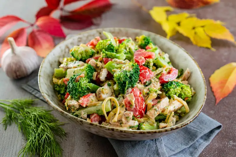Broccoli, Fried Chicken and Tomato Salad