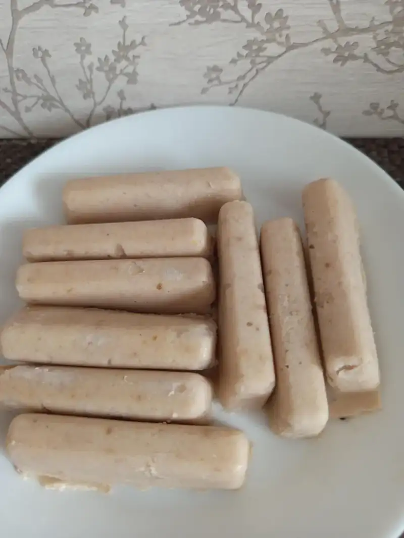 Паровий чізкейк з грушею