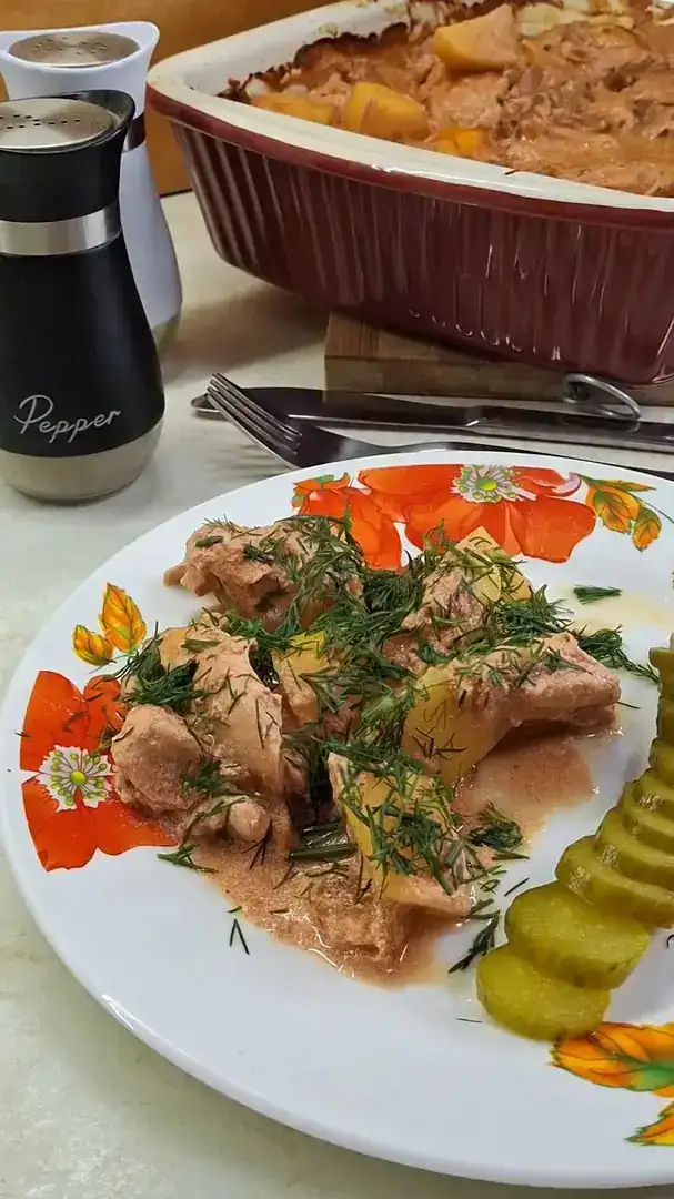 Картопля з філе та лечо