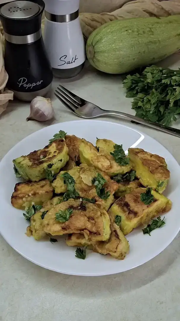 Салат-закуска з кабачків