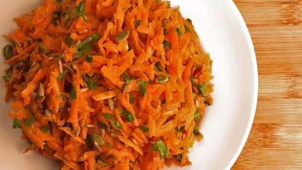 рецепт пісного медового салату з моркви