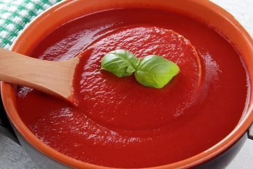 рецепт домашнього томатного соусу, який не поступається магазинному
