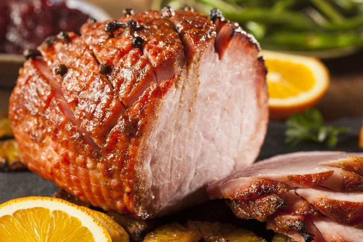 страва до великодня 2019: пряний свинячий окіст у апельсиновій глазурі