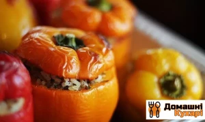 Фарширований перець з м'ясом і рисом