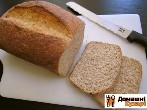 Хліб з цільнозерновий борошна