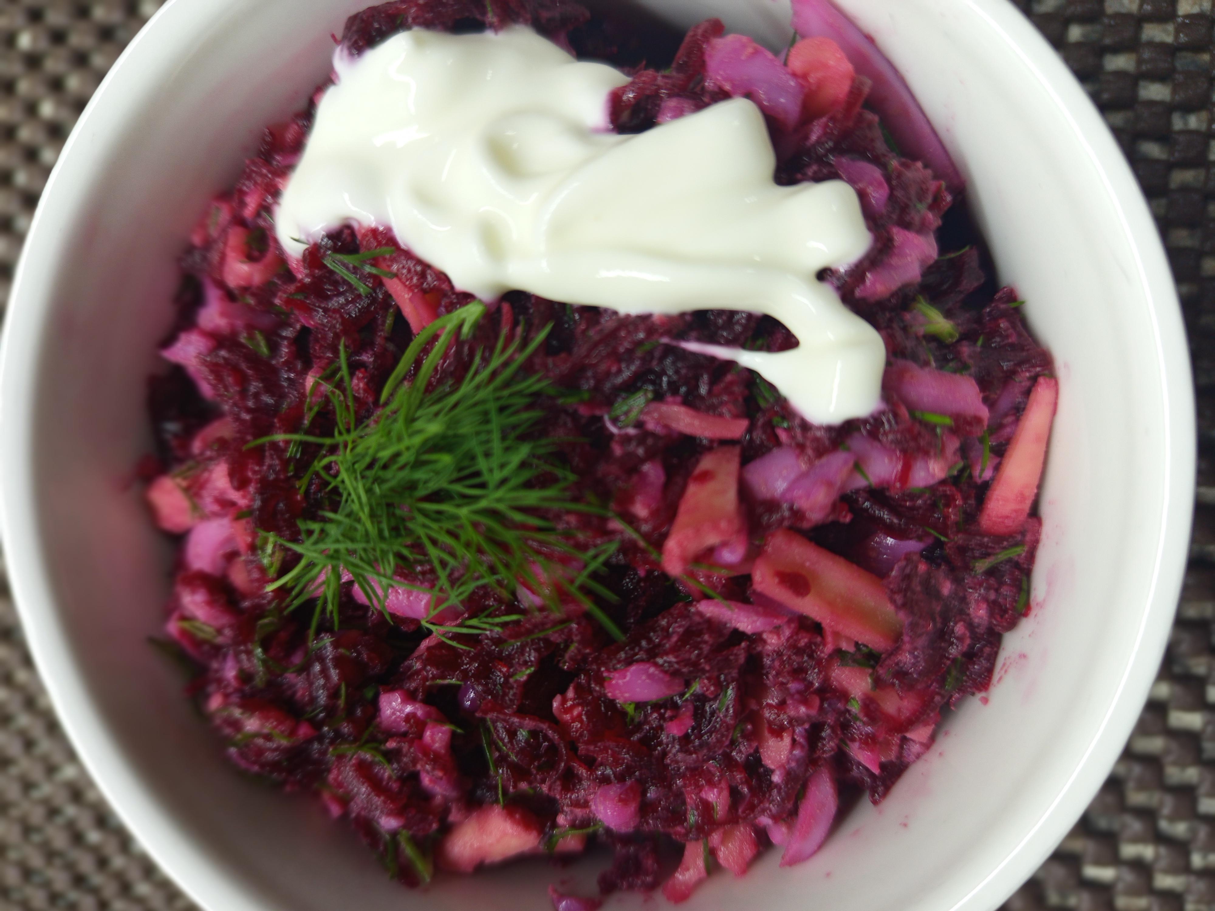 Салат з буряка з сиром