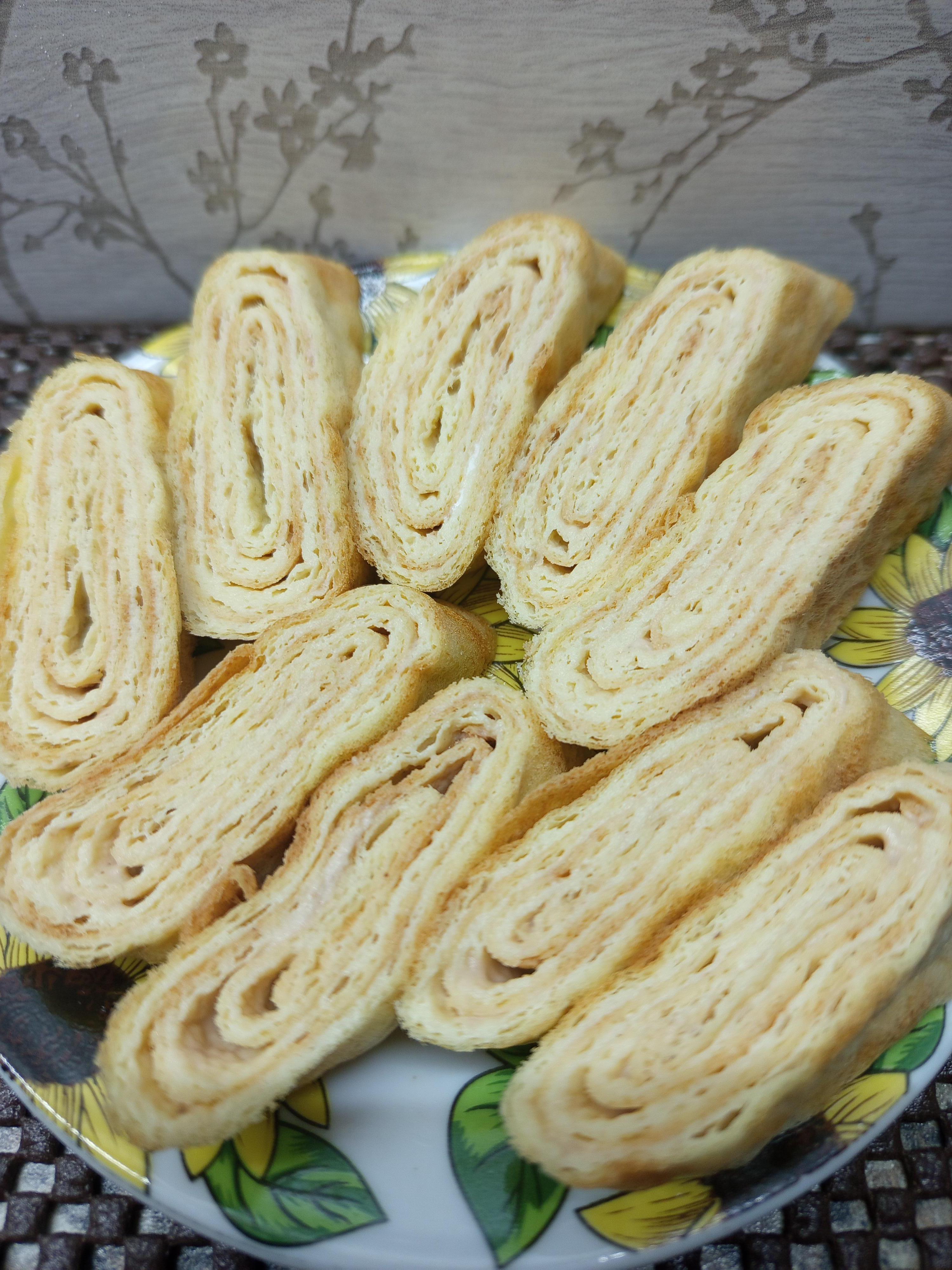 Яєчний солодкий рулет