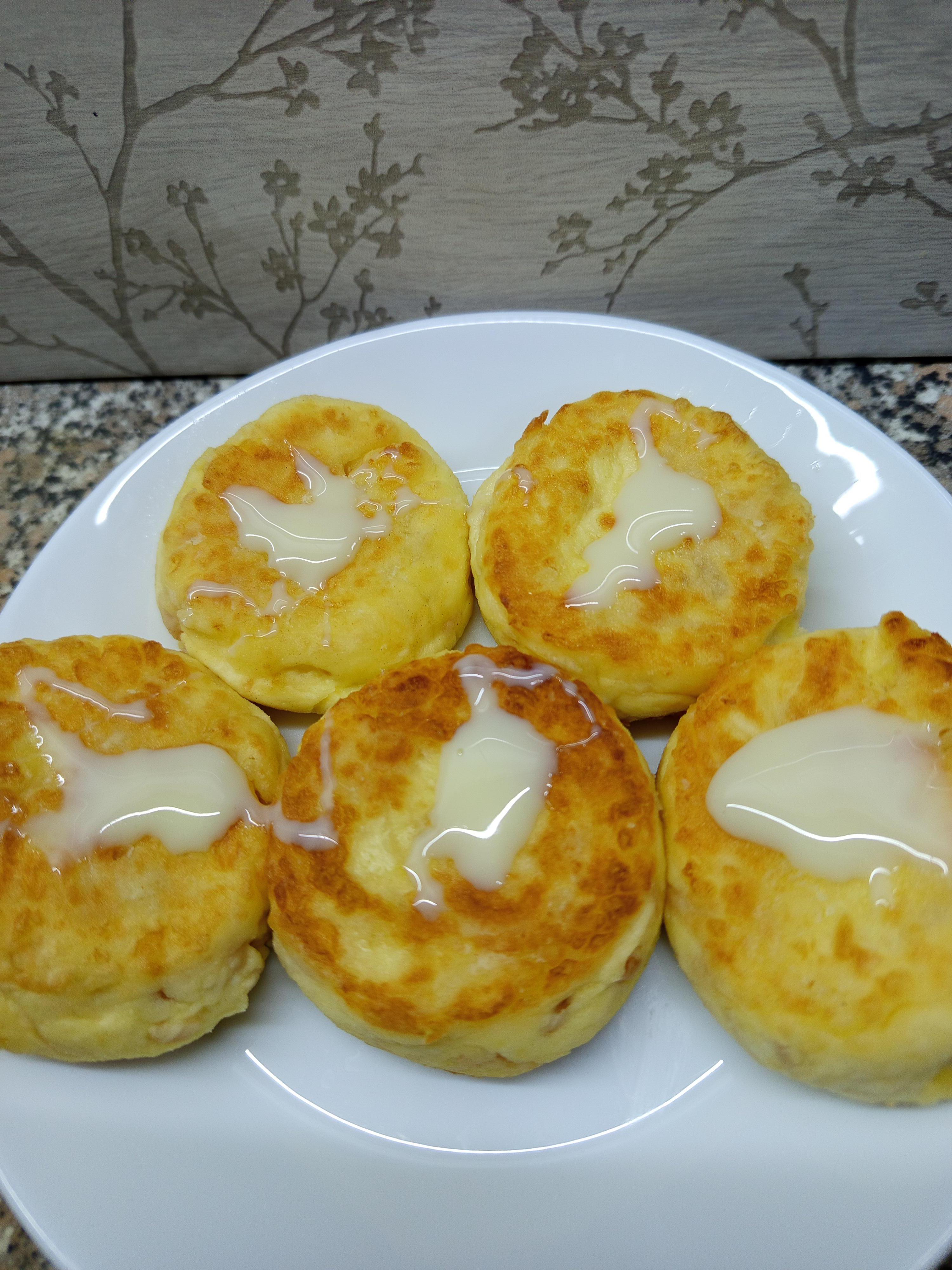 Сирники з яблуком